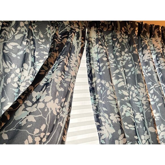 Vintage 70s pleated curtain, blue, white, soft pink floral, bedroom panel, for 1 - Picture 3 of 9